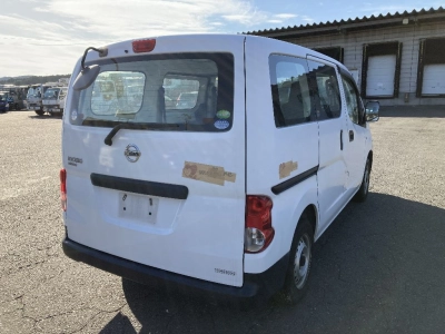 NISSAN NV200 VANETTE VAN