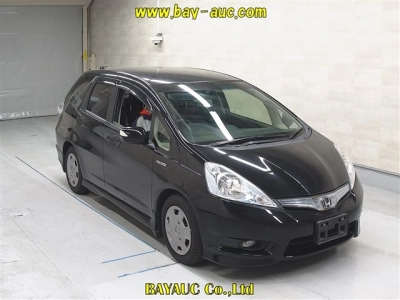 HONDA FIT SHUTTLE HYBRID