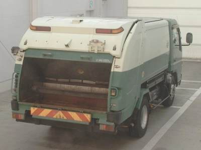 MITSUBISHI CANTER