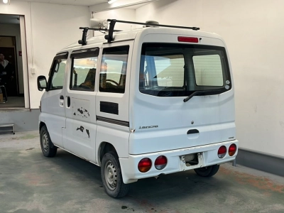 MITSUBISHI MINICAB