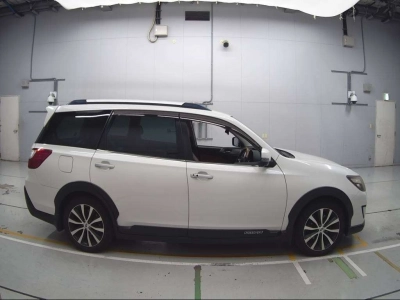 SUBARU EXIGA CROSSOVER 7