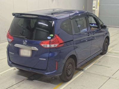 HONDA FREED HYBRID