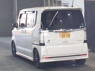HONDA N BOX