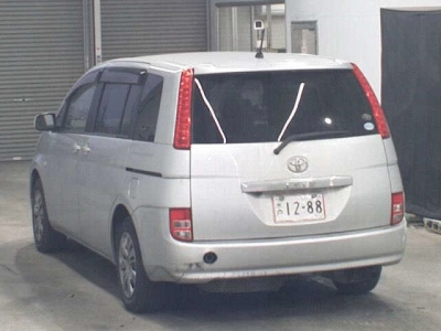 TOYOTA ISIS