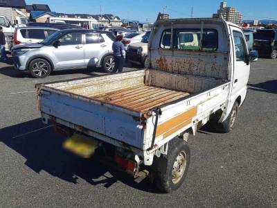 SUZUKI CARRY TRUCK