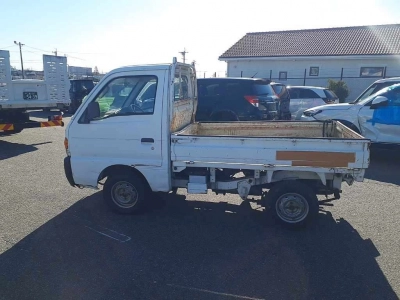 SUZUKI CARRY TRUCK