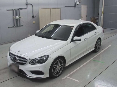 MERCEDES BENZ E CLASS