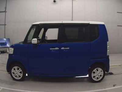 HONDA N BOX +