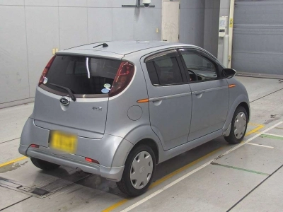 SUBARU R2