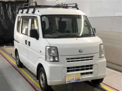 NISSAN NV100 CLIPPER
