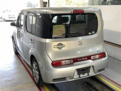 NISSAN CUBE