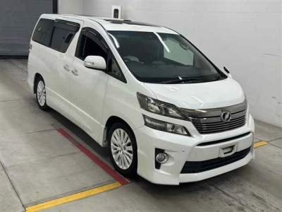 TOYOTA VELLFIRE