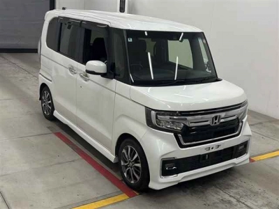HONDA N BOX CUSTOM