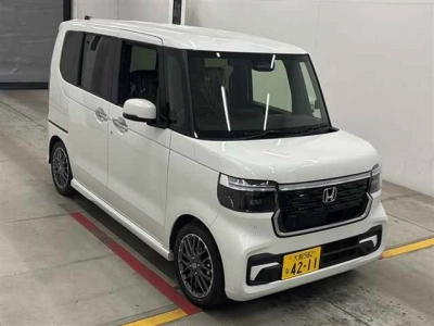 HONDA N BOX CUSTOM