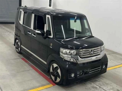 HONDA N BOX CUSTOM