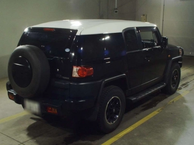 TOYOTA FJ CRUISER
