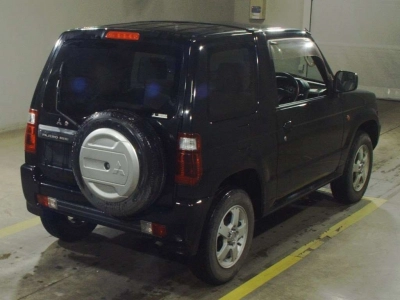 MITSUBISHI PAJERO MINI