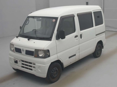 NISSAN CLIPPER VAN
