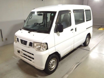 NISSAN NV100 CLIPPER