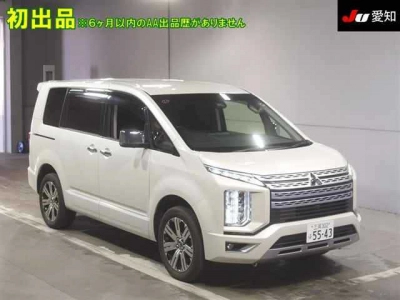 MITSUBISHI DELICA D:5