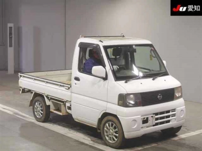 NISSAN CLIPPER TRUCK