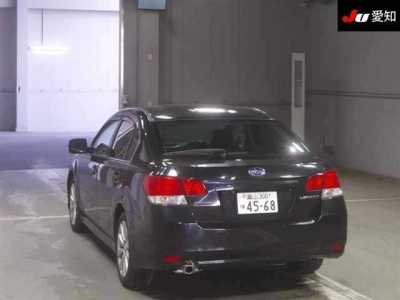 SUBARU LEGACY B4
