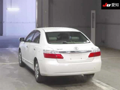 TOYOTA PREMIO