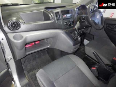NISSAN NV200 VANETTE VAN