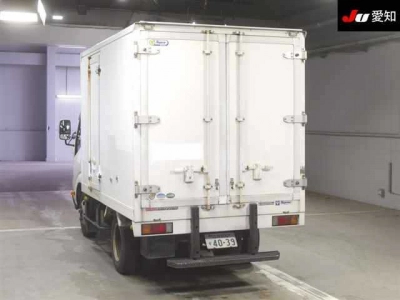 HINO DUTRO TRUCK