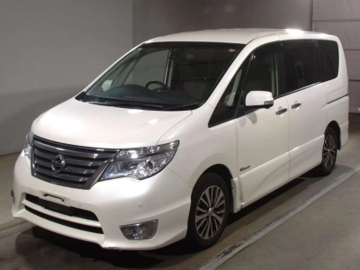 NISSAN SERENA