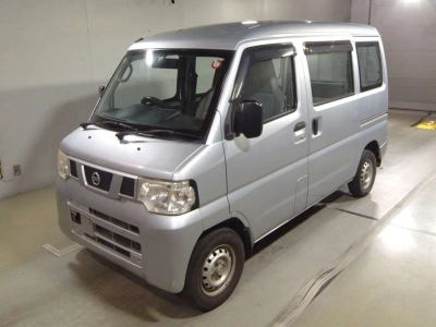 NISSAN NV100 CLIPPER
