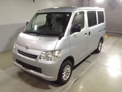 TOYOTA TOWN ACE VAN