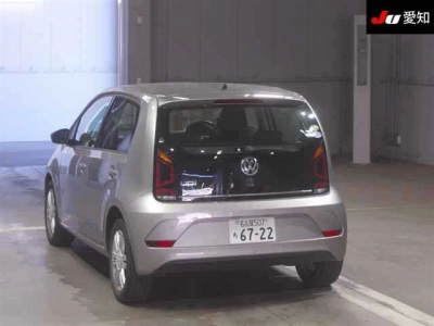 VOLKSWAGEN UP!