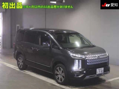 MITSUBISHI DELICA D:5