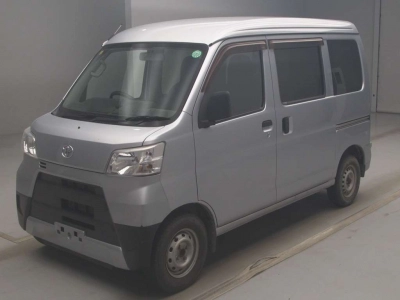 TOYOTA PIXIS VAN