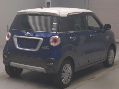 DAIHATSU CAST