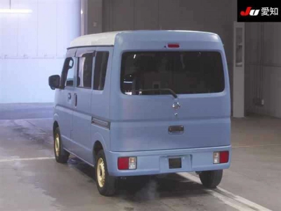 NISSAN CLIPPER VAN
