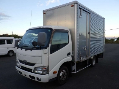 TOYOTA DYNA TRUCK