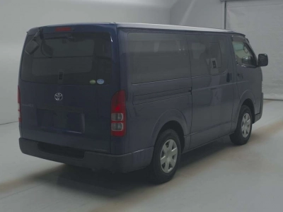 TOYOTA REGIUS VAN