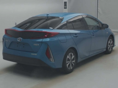 TOYOTA PRIUS PHV