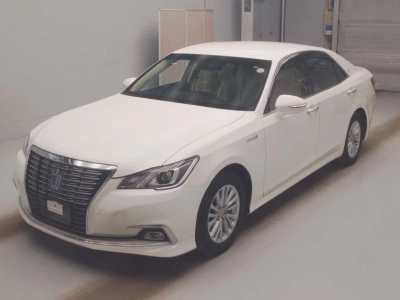 TOYOTA CROWN HYBRID