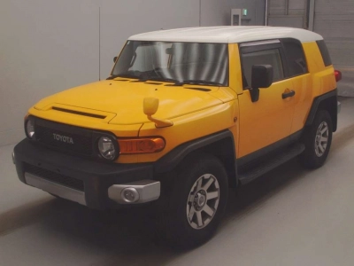 TOYOTA FJ CRUISER
