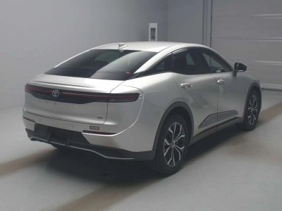 TOYOTA CROWN CROSSOVER