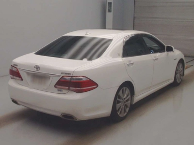 TOYOTA CROWN HYBRID