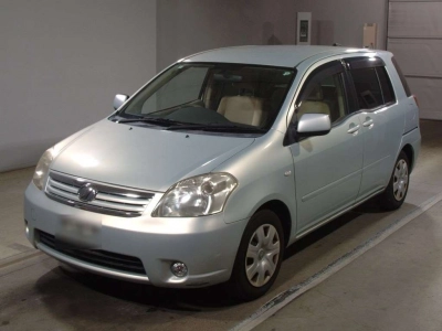 TOYOTA RAUM