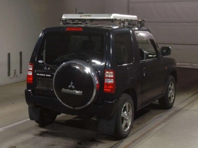 MITSUBISHI PAJERO MINI