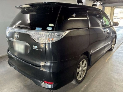 TOYOTA ESTIMA HYBRID