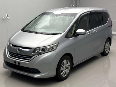 HONDA FREED HYBRID