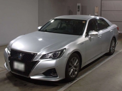 TOYOTA CROWN HYBRID