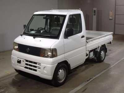 NISSAN CLIPPER TRUCK